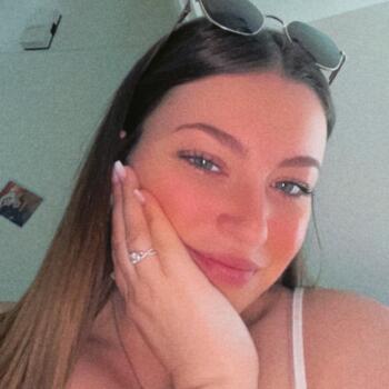 Babysitter in Maurecourt: Fiona