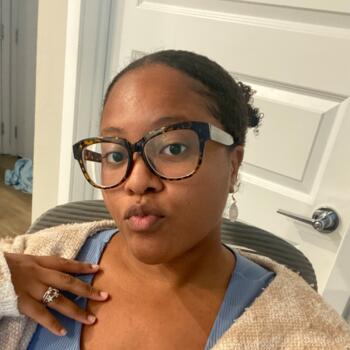 Babysitter in Winter Garden: Shenae