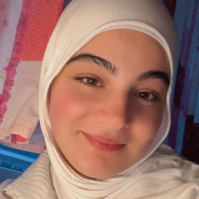 Oppas in Middelburg: Esra