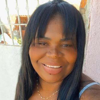 Babysitter Campinas: Cristiane