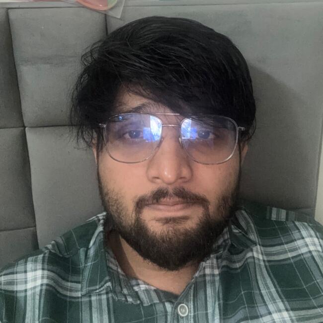 वड़ोदरा में बेबीसिटिंग की नौकरी: Nauman