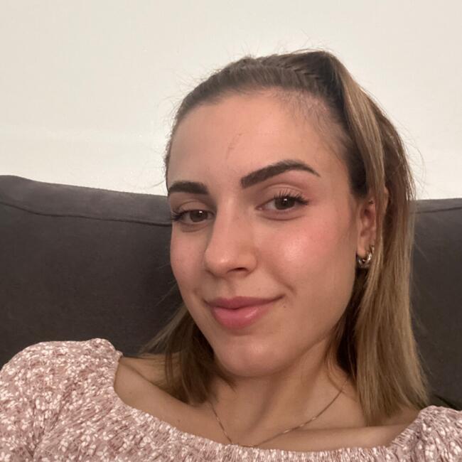 Babysitter in Porto Ceresio: Martina