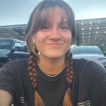 Babysitter in Folsom: Triesta