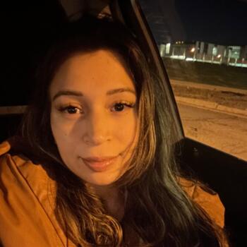 Babysitting job in Etobicoke: babysitting job Cindy
