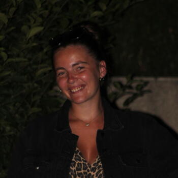 Babysitter in Lèves: Emilie