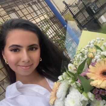 Babysitter in Châlons-en-Champagne: Sara