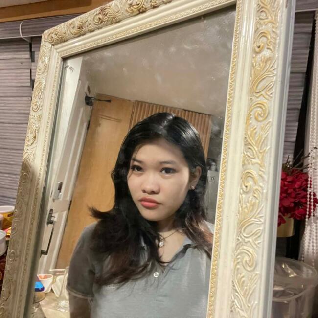 Babysitting job in Makati City: Juliana