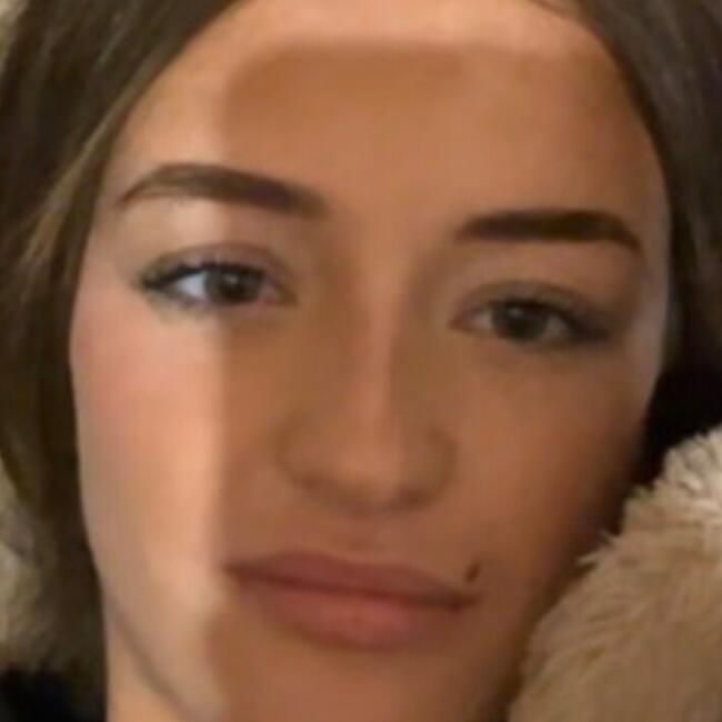 Babysitter in Rozier-en-Donzy: Laly