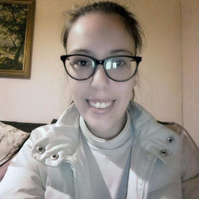 Lastenhoitaja Ponta Delgada: Ana