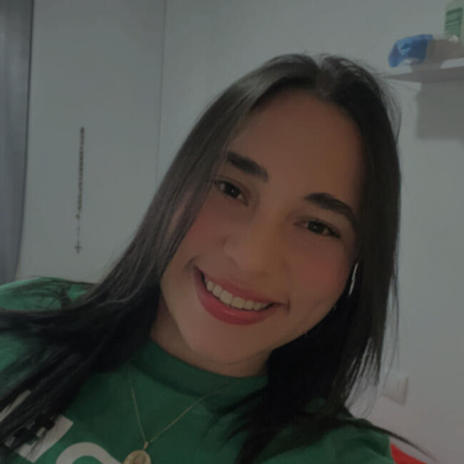 Babysitter in Madrid: Andrea sofia
