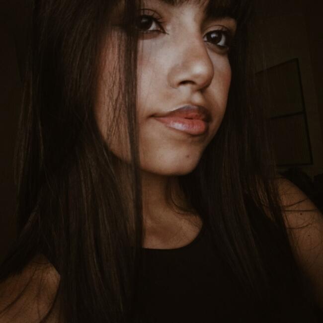 Babá em Campo Grande: Isis Zanandra