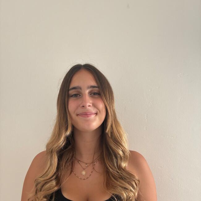 Nanny in Nice: Célia