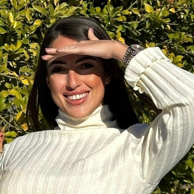 Babysitter in Granada: Cintia