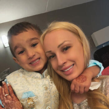 Baby-sitter in Whitby: Baylee