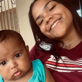 Babá em Rondonópolis: Kaine