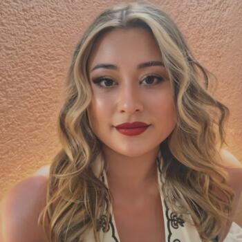 Babysitter Huntington Beach: Kimberly