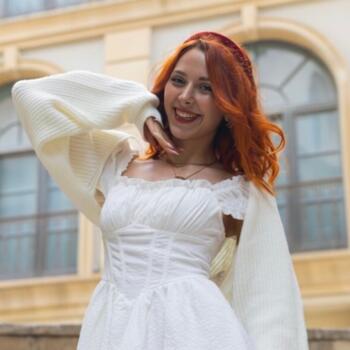 Babysitter Pomezia: Aytan