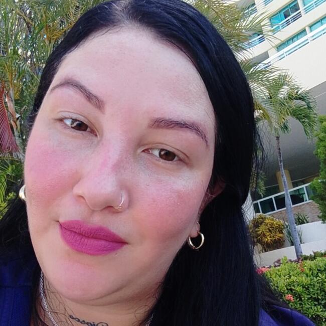 Babysitter in Caracas: Romina
