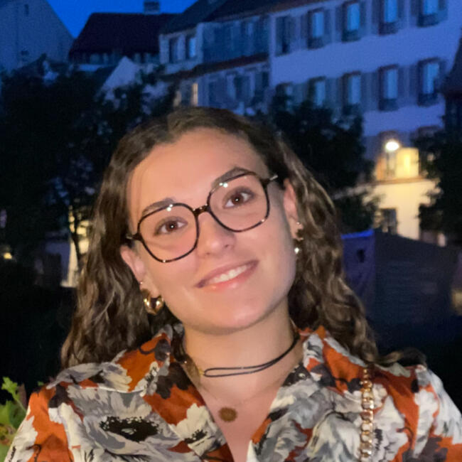 Babysitter in Gap: Noelia