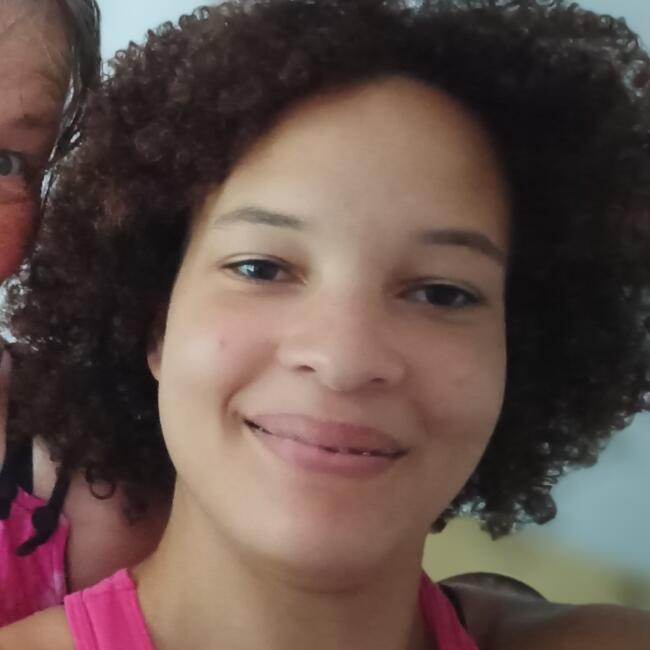 Babysitter in Périgueux: Georgia