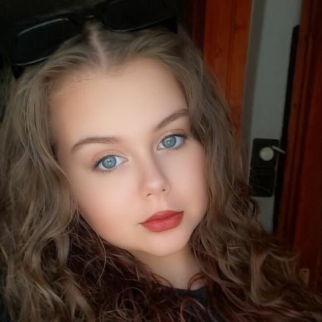 Babysitter in Budapest: Zsanett