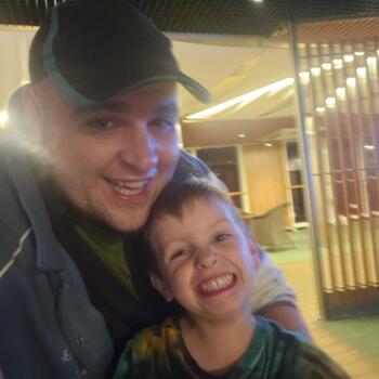 Babysitting job in Penguin: babysitting job Aiden
