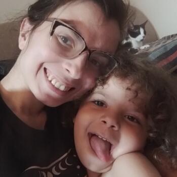 Família Novo Hamburgo: Camila