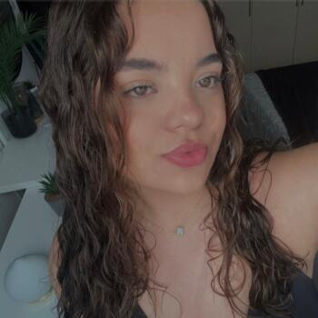 Aglantziá bölgesinde bebek bakıcısı: Rebecca