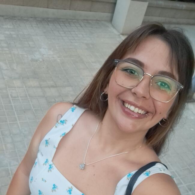 Babysitter in Tarragona: Luisina