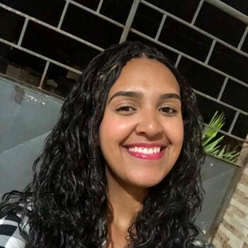 Babá em Barra da Tijuca: Agatha