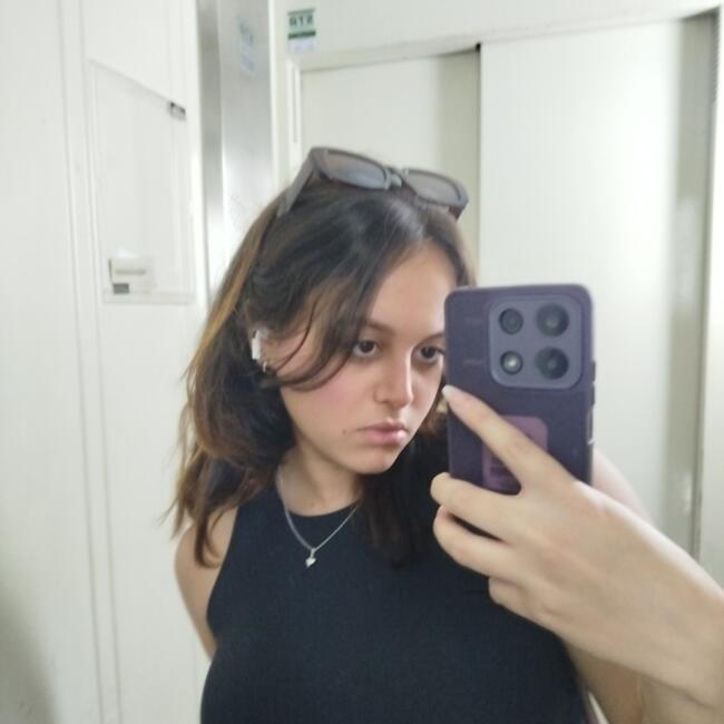 Babá em Londrina: Júlia Carolina