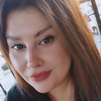 Babysitter in San Roque: Elena