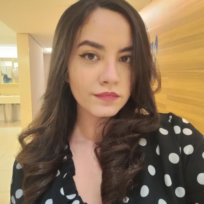 Babysitter in Campinas: Rebeca