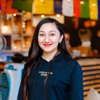 Babysitter in Oulu: Tara