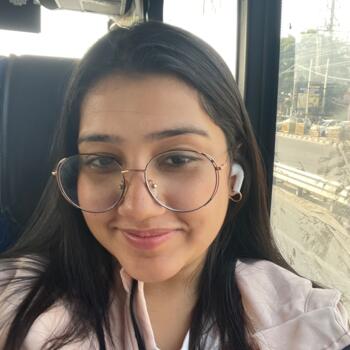 Babysitter in Chandīgarh (State of Haryāna): Rasleen