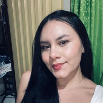 Babysitter in Armenia: Paula