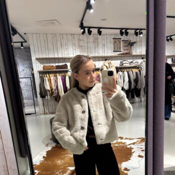 Babysitter Oudenaarde: Phebe