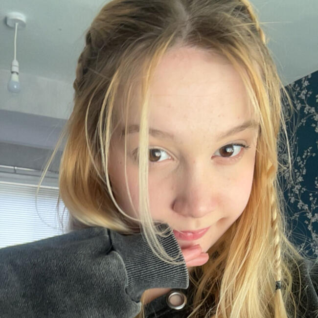 Babysitter in Rotherham: Krystal