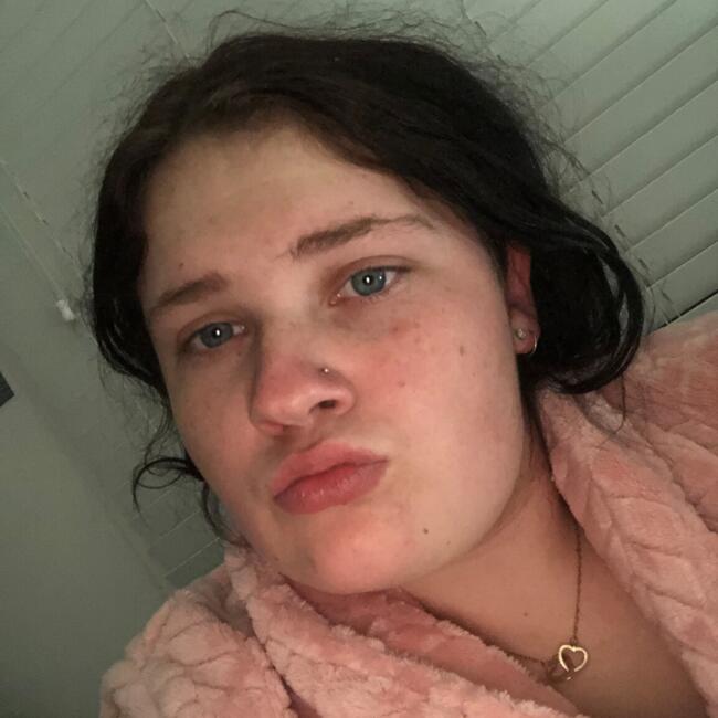 Babysitter in Guyra: Shearnna