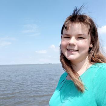 Oppas in Delfzijl: Rianne
