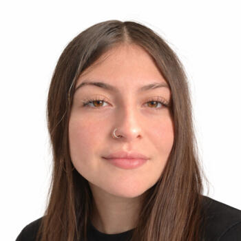 Babysitter in San Bernardo: Vania