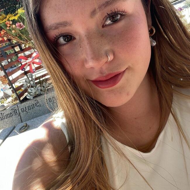 Babysitter in Maipú: Valentina