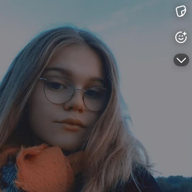 Babysitter in Bouchamps-lès-Craon: Cloe