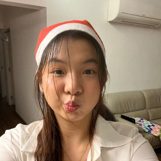 Babysitter in Singapore Island: Isabelle