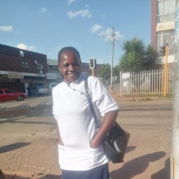 Babysitter in Kempton Park: Lilian