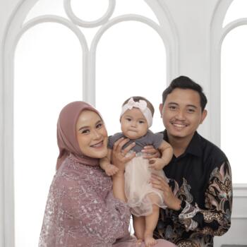 Babysitting job in Blimbing (Jawa Timur): babysitting job Hafidz