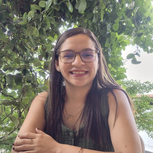 Babá em Fortaleza: Natália