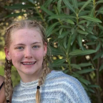 Babysitter in Greenock: Sydney