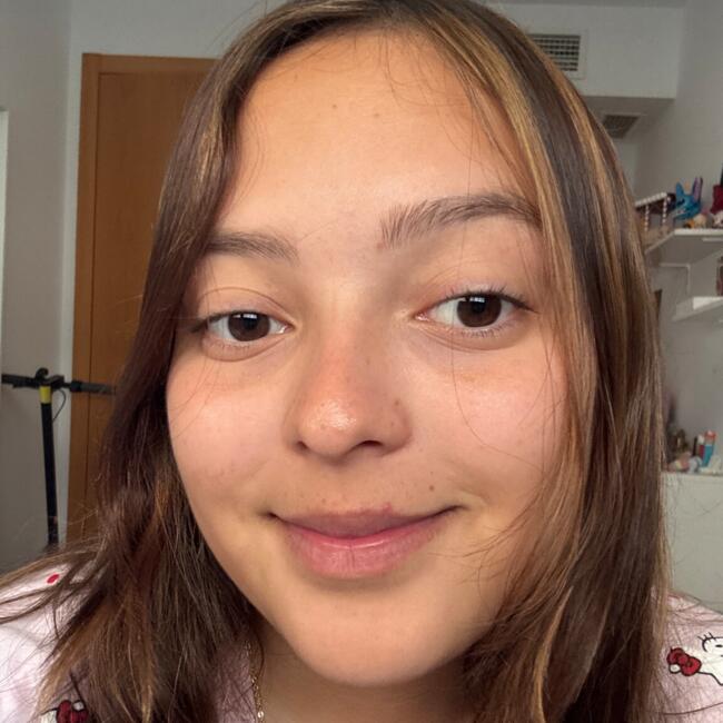 Babysitter in Valencia: Valentina