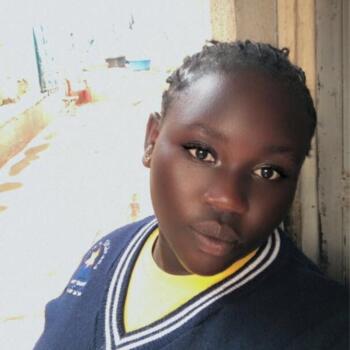 Babysitter in Kampala: Esther